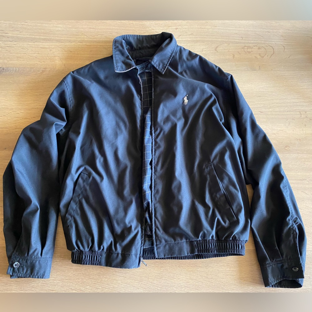 Polo Ralph Lauren. Size L. Color black.